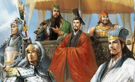 在三国乱世时期，黄权为何劝说刘璋不让刘备进