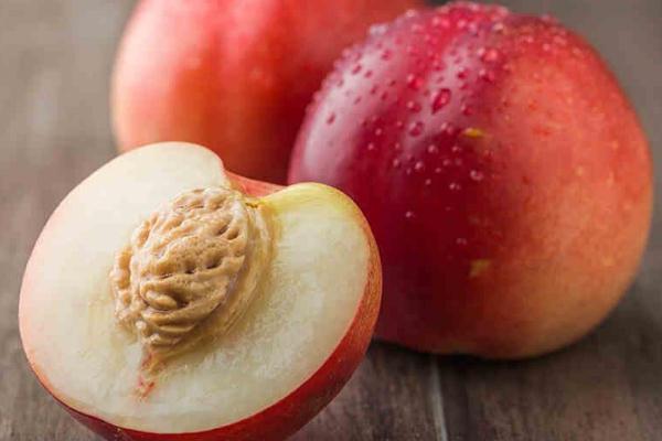吃油桃过敏的症状 吃油桃过敏是什么原因