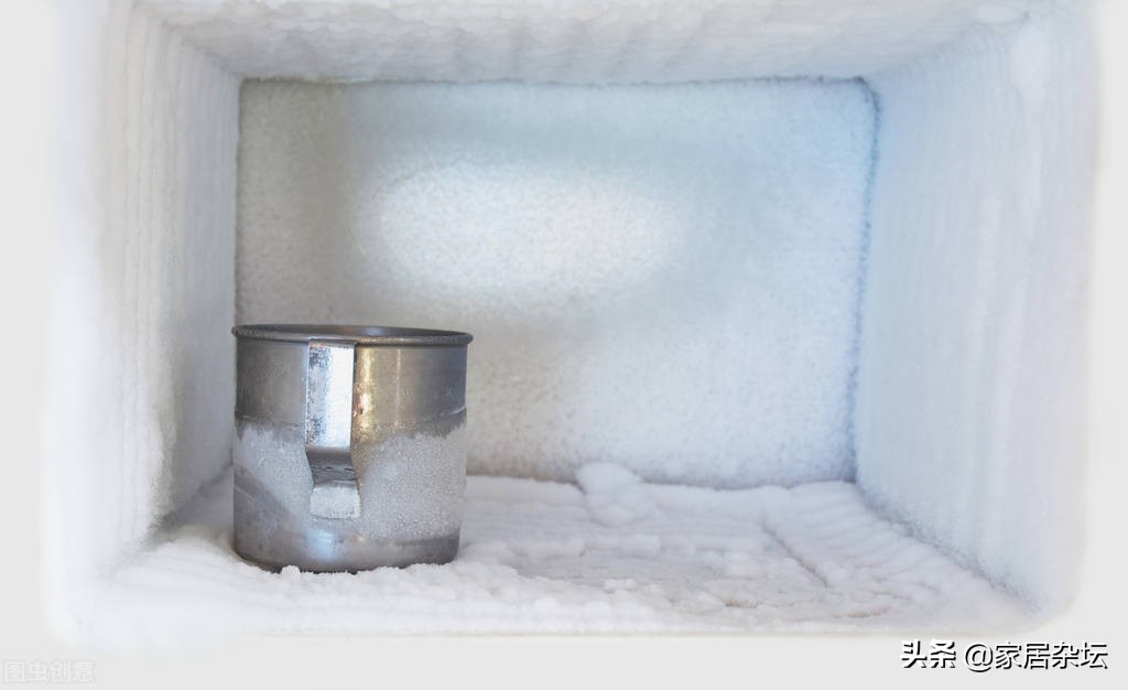 冰箱冷冻室结冰怎么解决_冰箱冷冻室结冰的处理方法