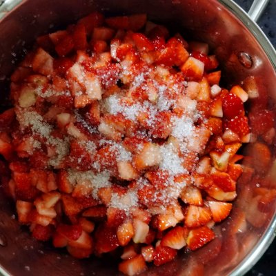 如何制作草莓酱_制作草莓酱的方法教程